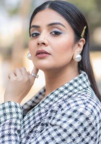 sreemukhi_ teluguvox  10